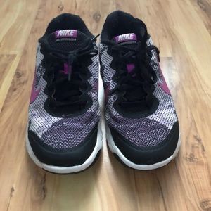 Nike flex experience run 4